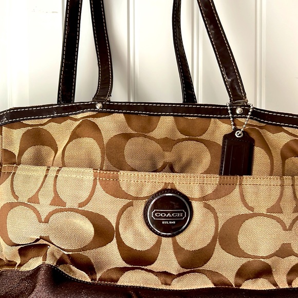Coach diaper bag - Picture 2 of 2